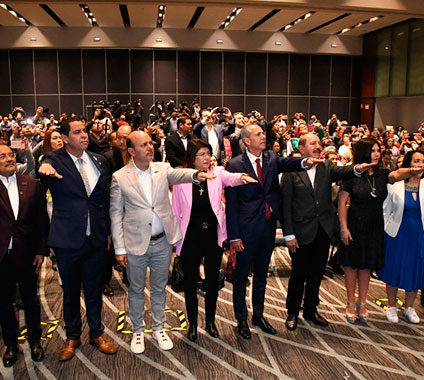 Presidente Municipal de AHOME, Sinaloa, Toma Protesta como Nuevo Presidente Nacional de AALMAC